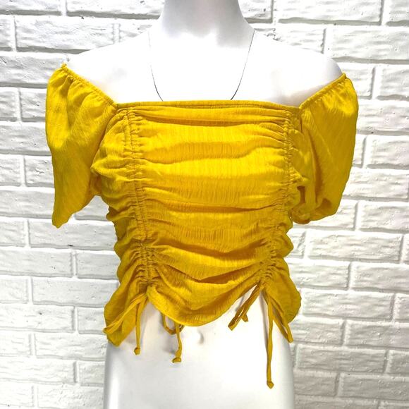BCX On Off Shoulder Top Womens Medium Yellow Ruched Front Smocked Back Puff Slv - Picture 2 of 8